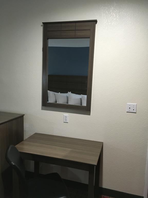 Americas Best Value Inn Decatur Esterno foto