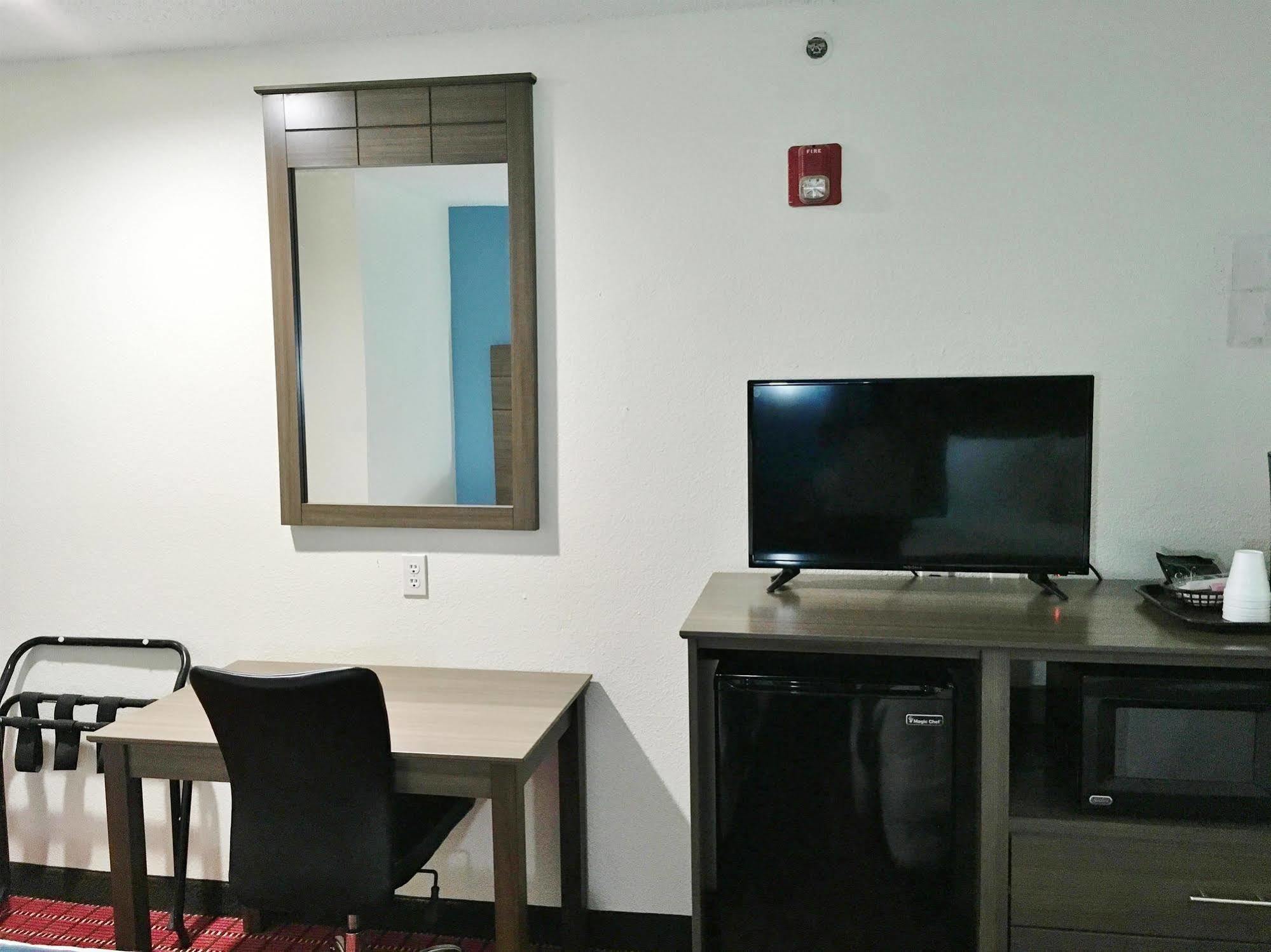 Americas Best Value Inn Decatur Esterno foto